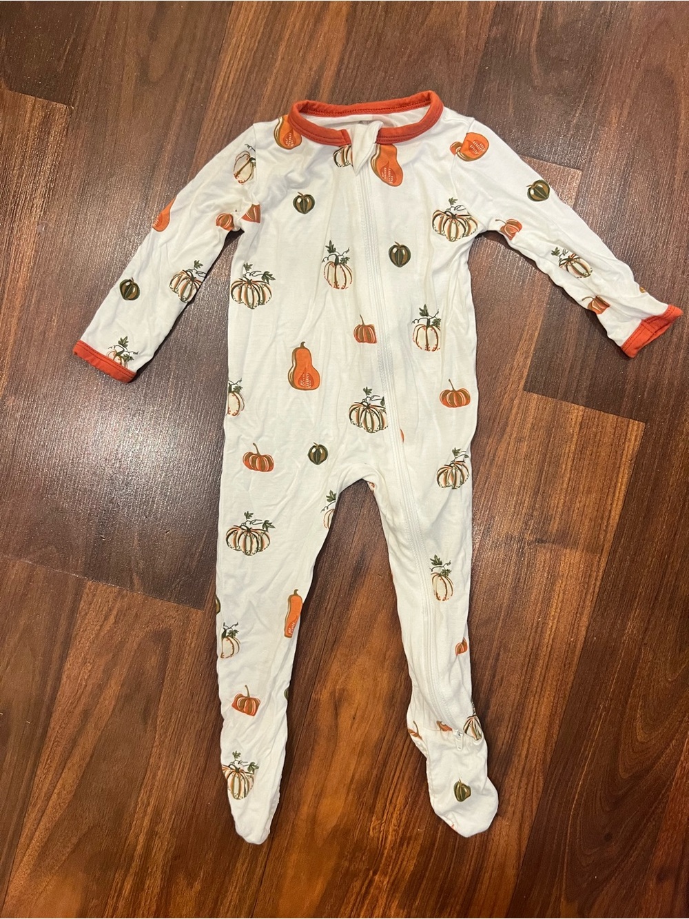 Kyte Baby Zippered Footie Pumpkin Print 6-12M Fall Bamboo Pajamas